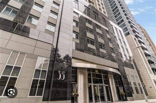 35 Balmuto ST #1202, Toronto C01, ON M4Y 0A3