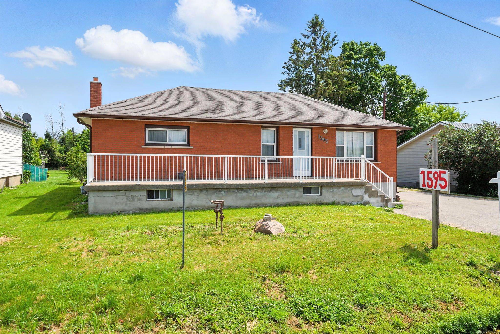 Clarington, ON L0B 1J0,1595 Taunton RD