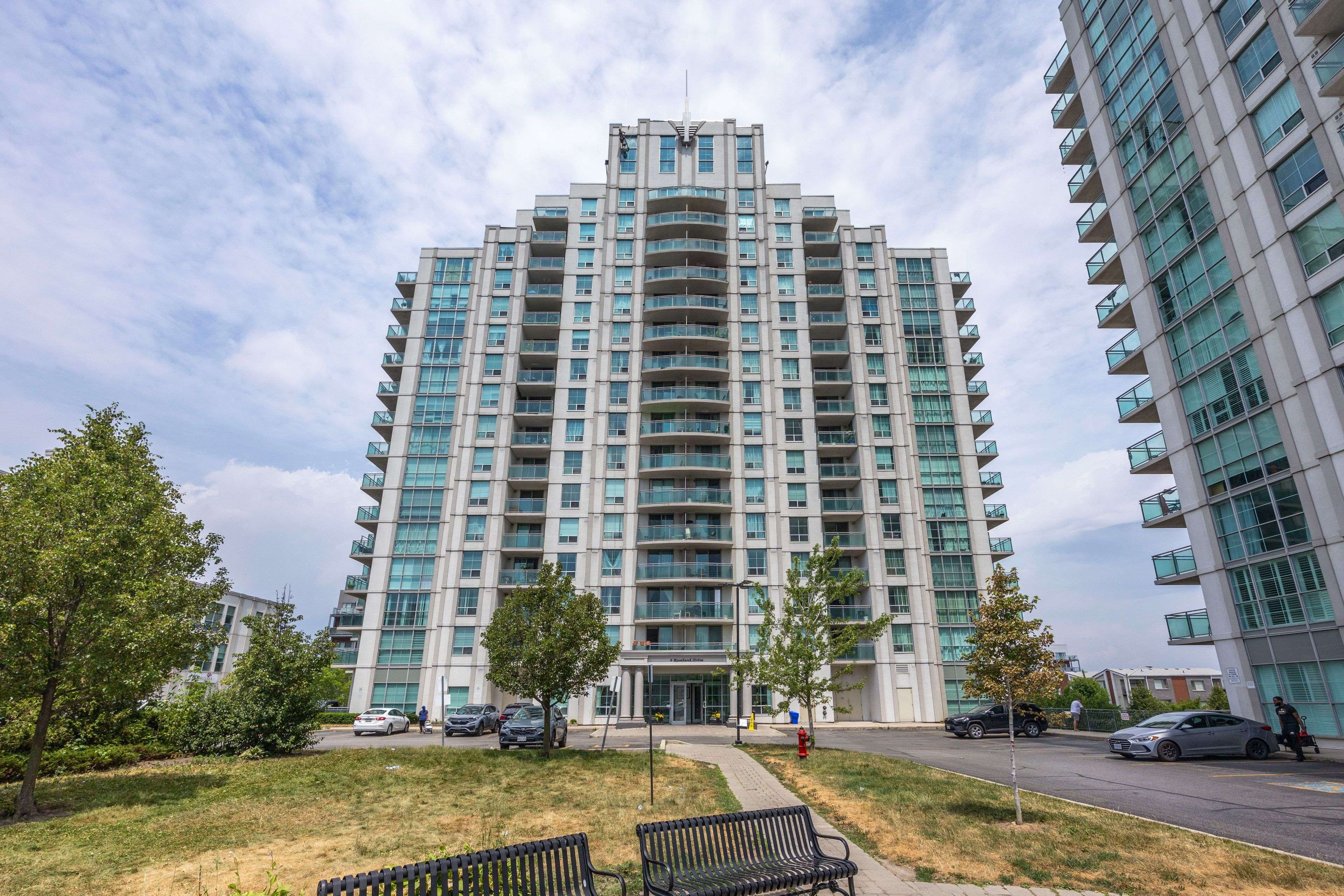 6 Rosebank DR #6D, Toronto E11, ON M1B 0A1