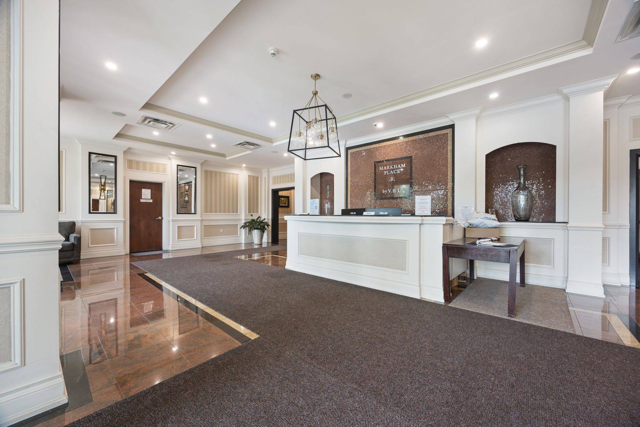 Toronto E11, ON M1B 0A1,6 Rosebank DR #6D