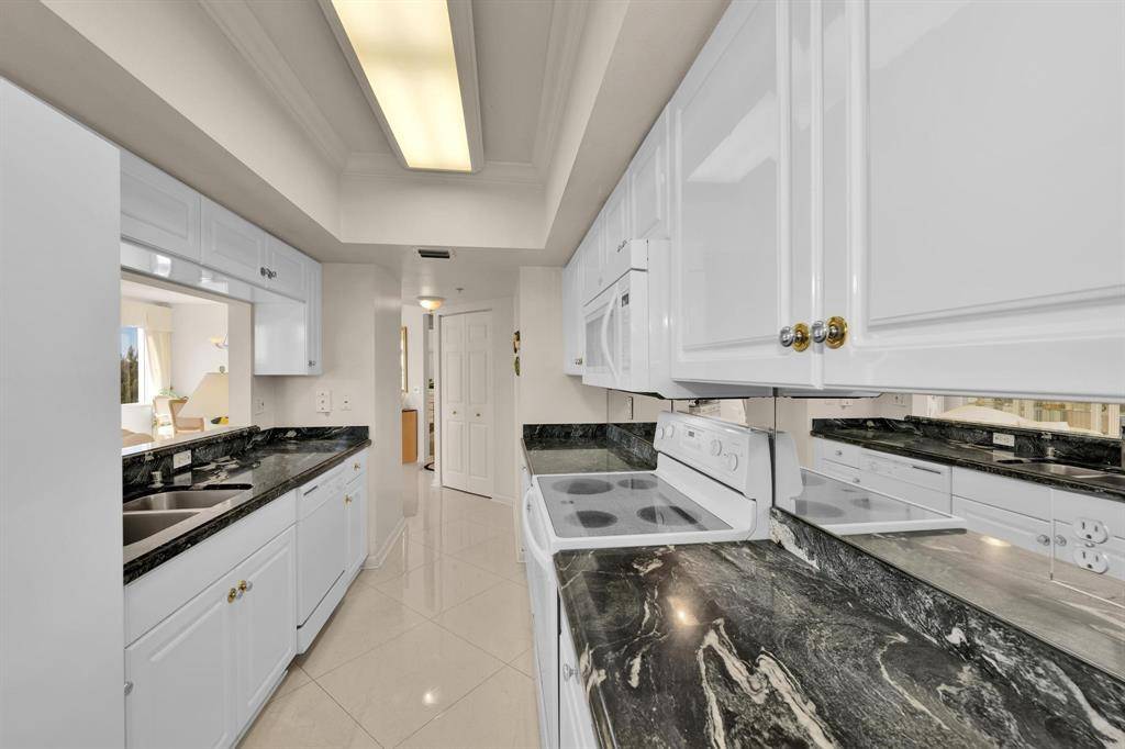 Pompano Beach, FL 33062,2880 NE 14th Street Cswy #505