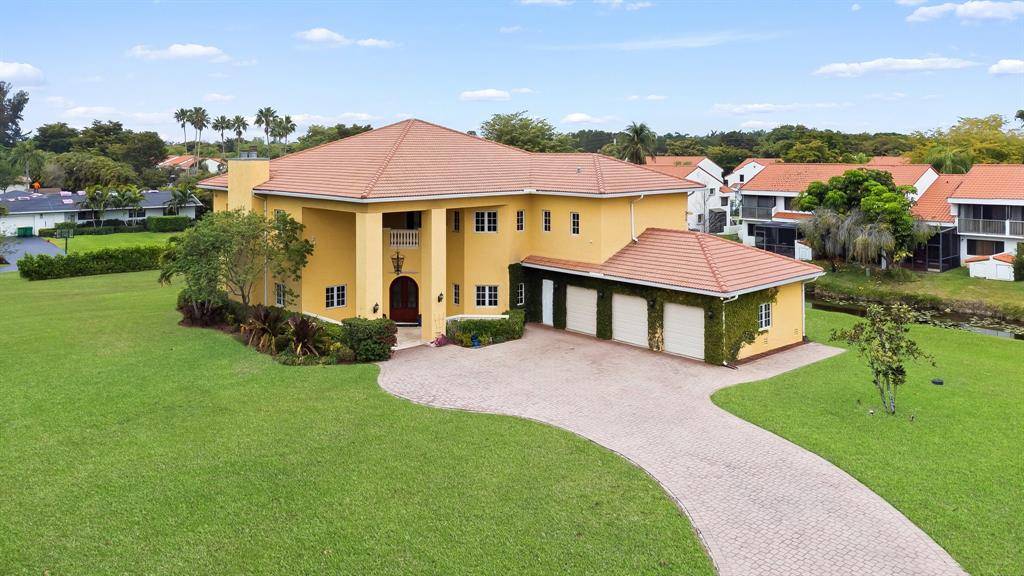 11621 SW 1st St, Plantation, FL 33325
