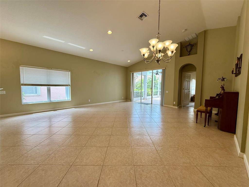 Port St Lucie, FL 34986,344 NW Breezy Point Loop