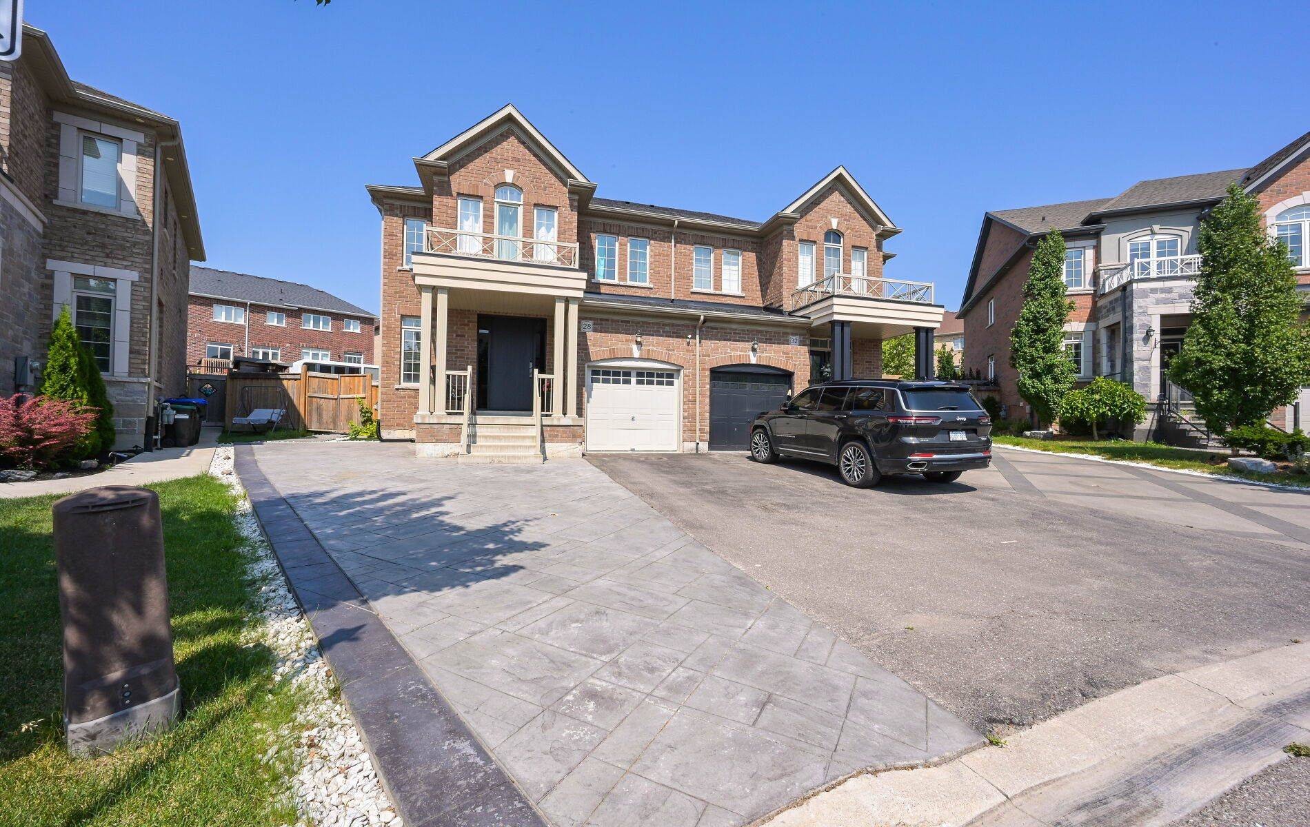 28 Fortis CRES, Bradford West Gwillimbury, ON L3Z 0W2