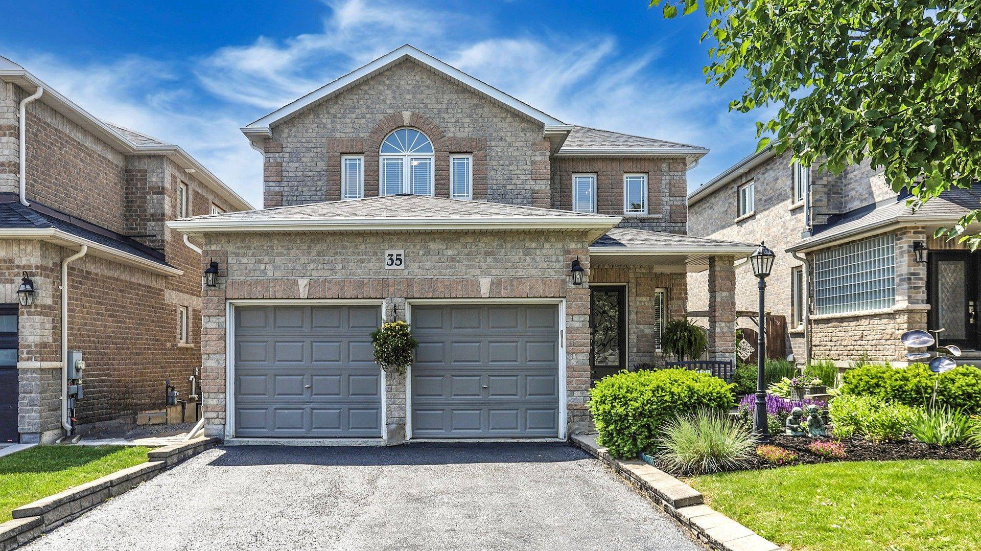 35 Wyman CRES, Bradford West Gwillimbury, ON L3Z 3J5
