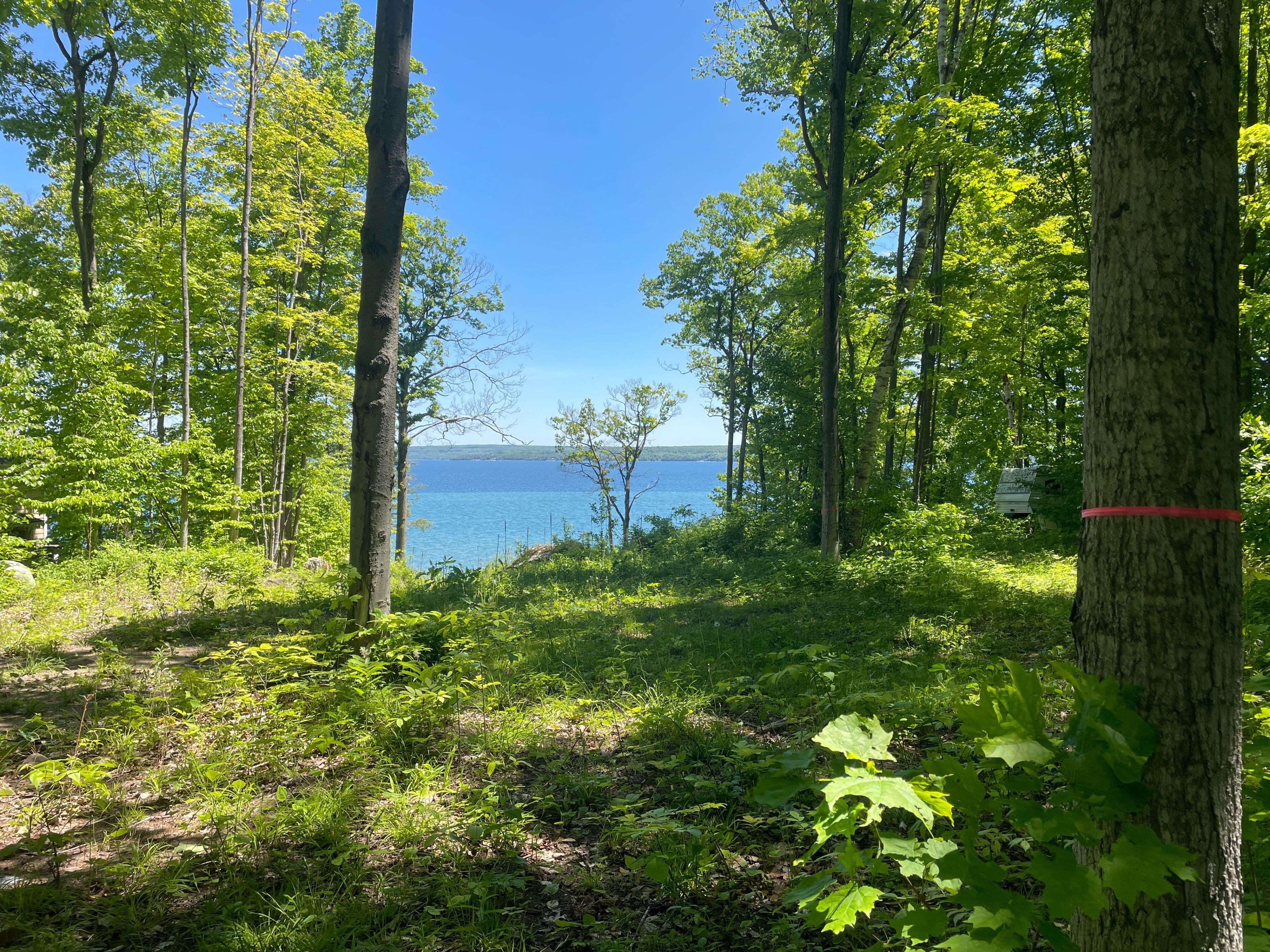 Christian Island 30, ON L9M 0A9,Lot 10 Kchi Sin Miikan RD