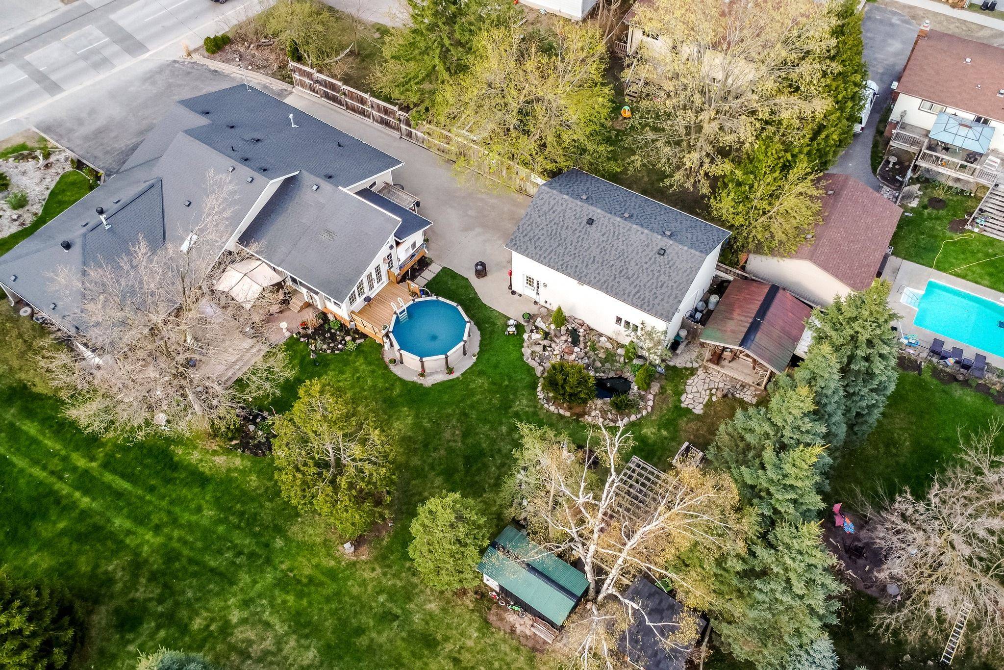 Barrie, ON L4N 9X5,287 Edgehill DR