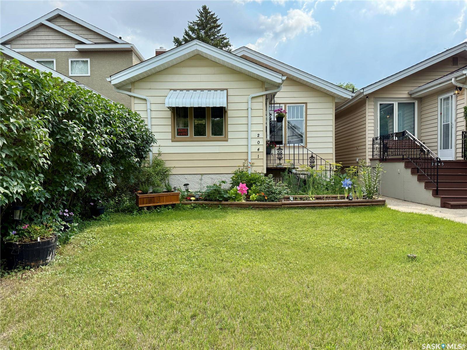 2041 McTavish STREET, Regina, SK S4T 3W8