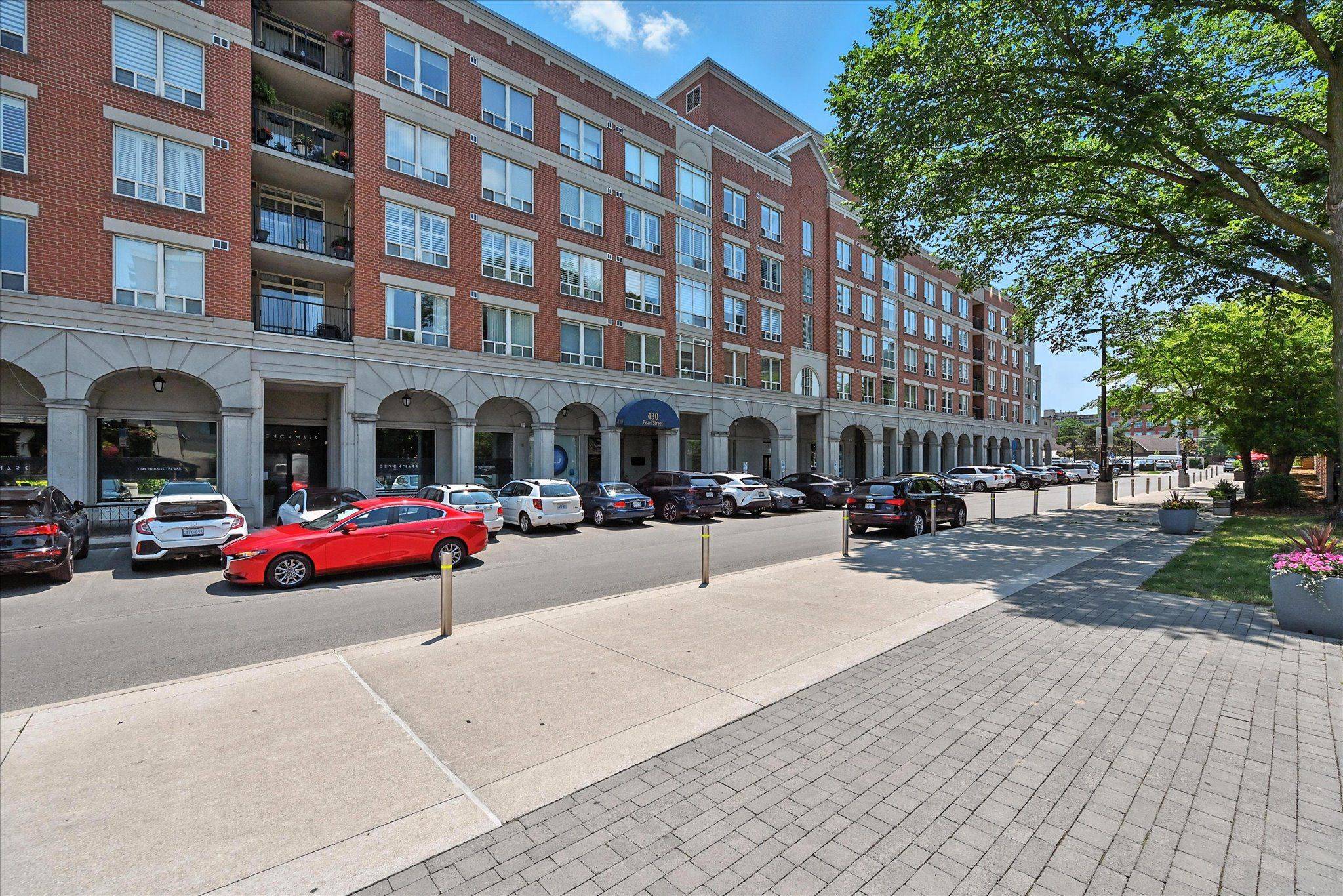 430 Pearl ST #503, Burlington, ON L7R 4J8