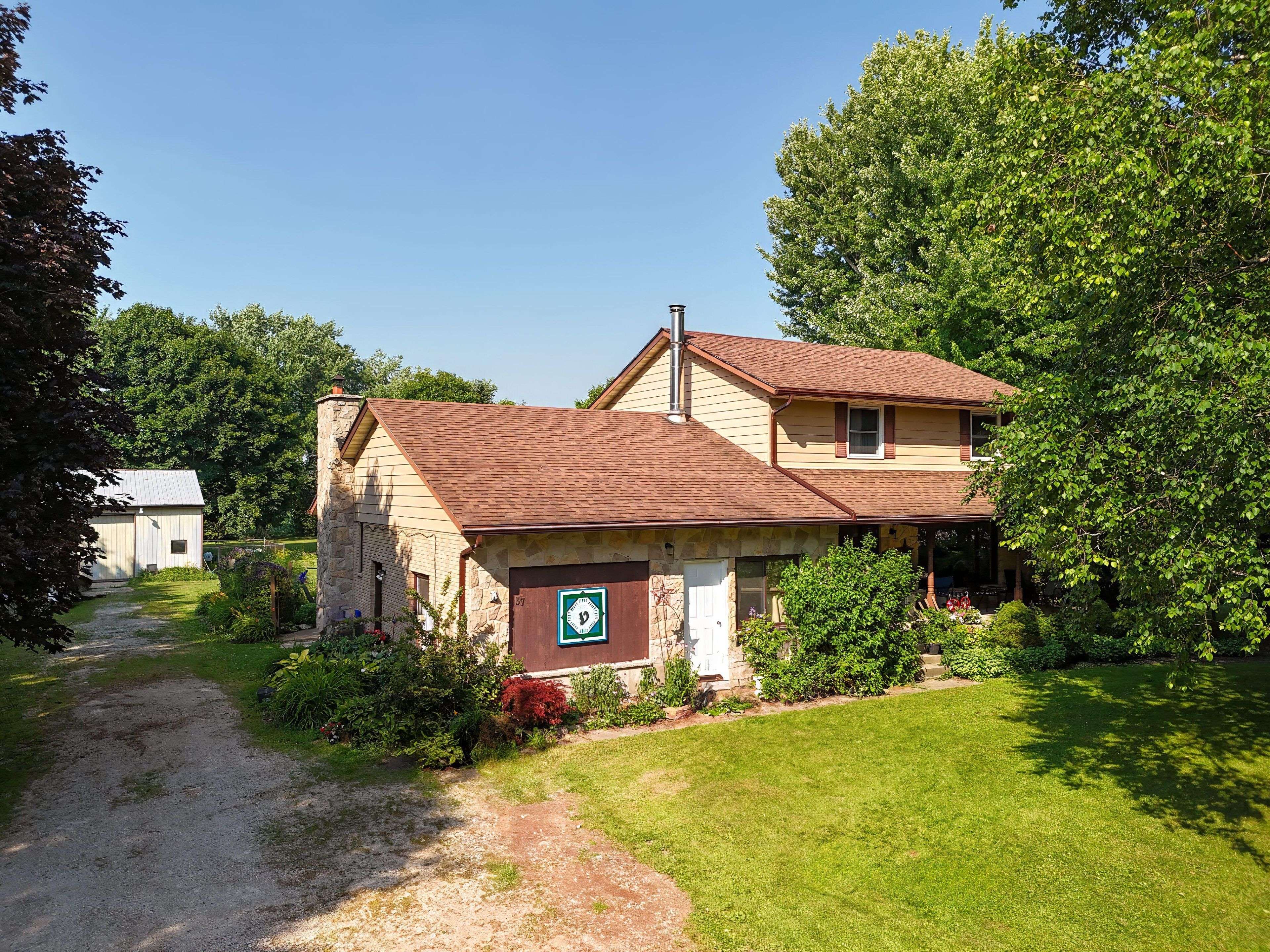 Huron East, ON N0G 1H0,43794 Cranbrook RD