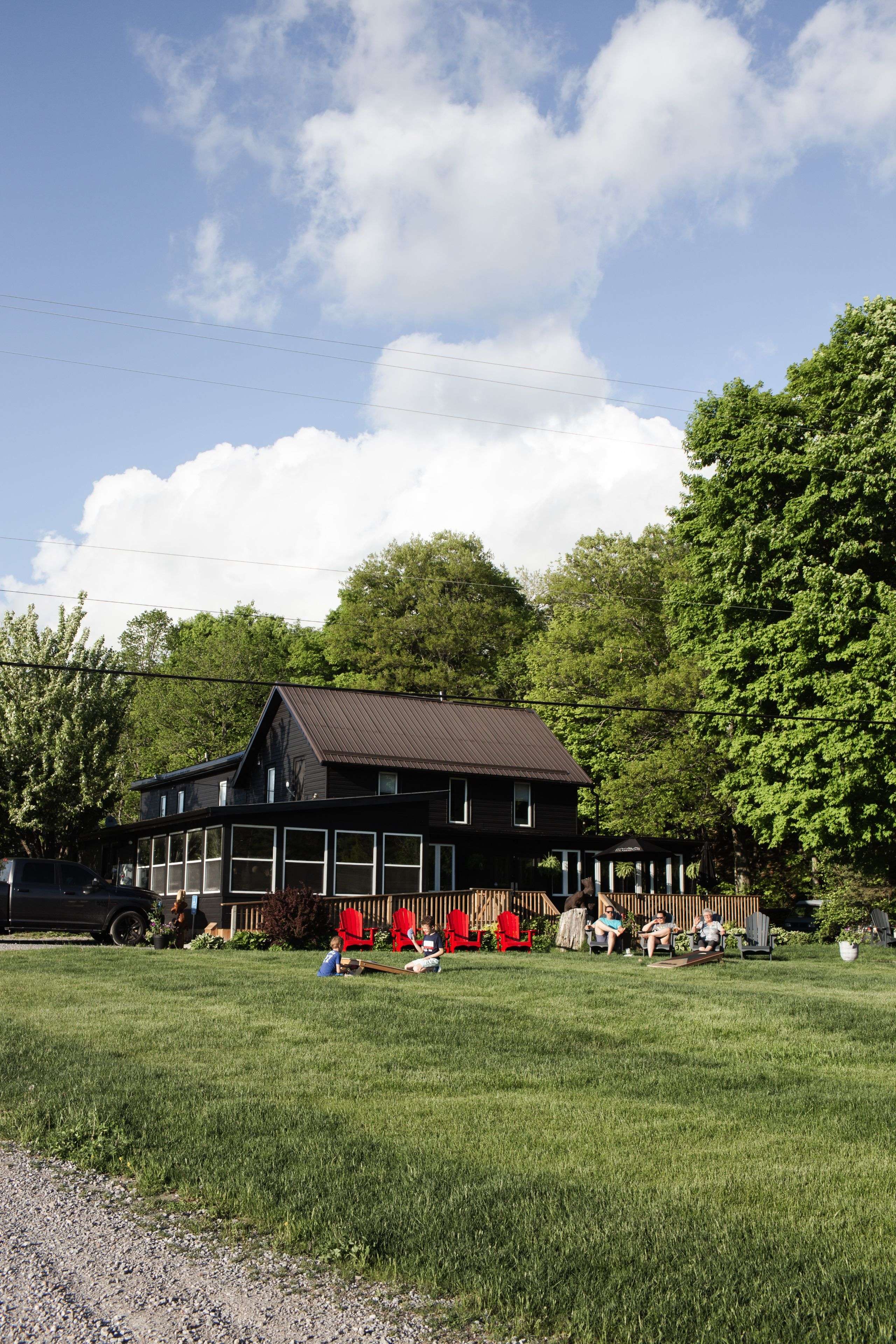 Minden Hills, ON K0M 2L1,1014 Lois LN