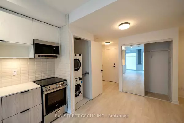 Toronto C08, ON M5A 0V6,180 Mill RD #S547