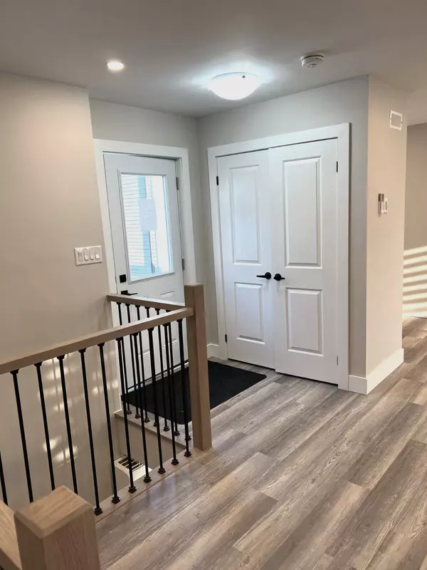 Barrie, ON L4M 7C3,160 PENETANGUISHENE RD #Garden Suite