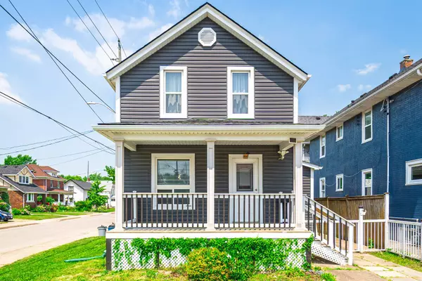 4945 Maple ST, Niagara Falls, ON L2E 2M6