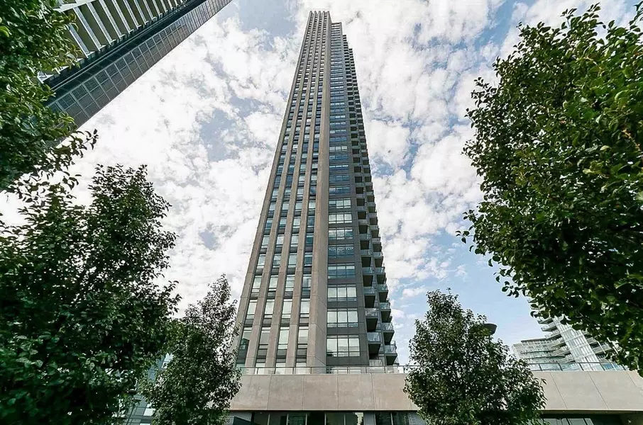 36 Park Lawn RD #3306, Toronto W06, ON M8V 0E5