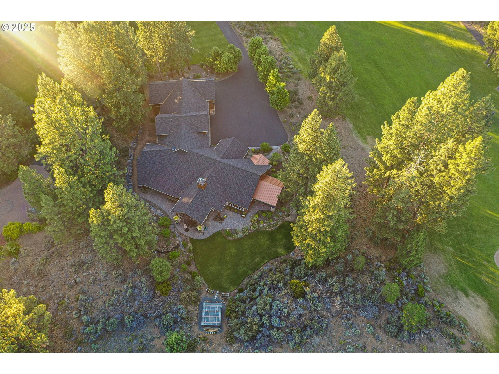 Bend, OR 97702,60228 EVENING STAR LN