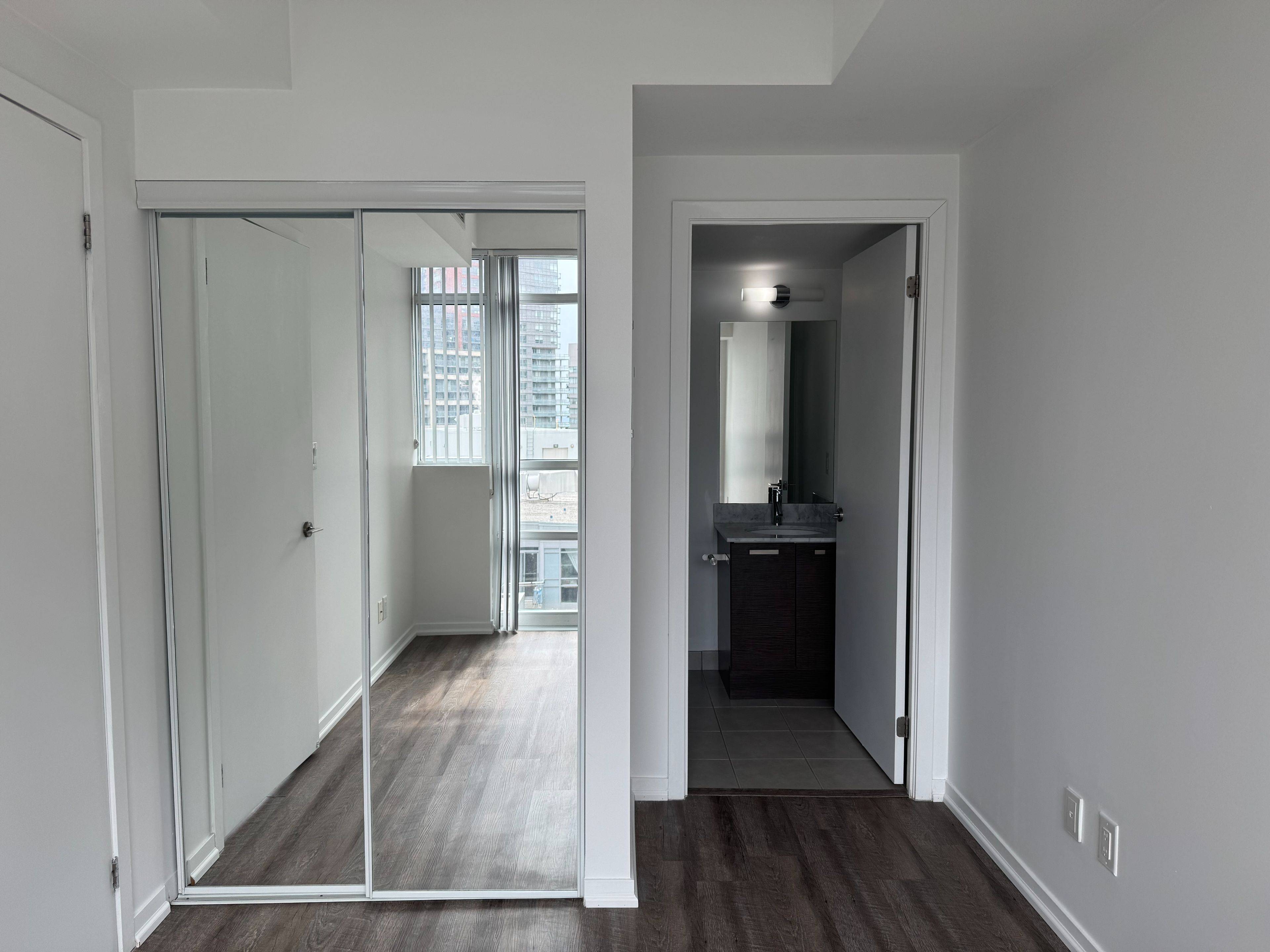 Toronto C01, ON M6J 0B1,68 Abell ST #1106