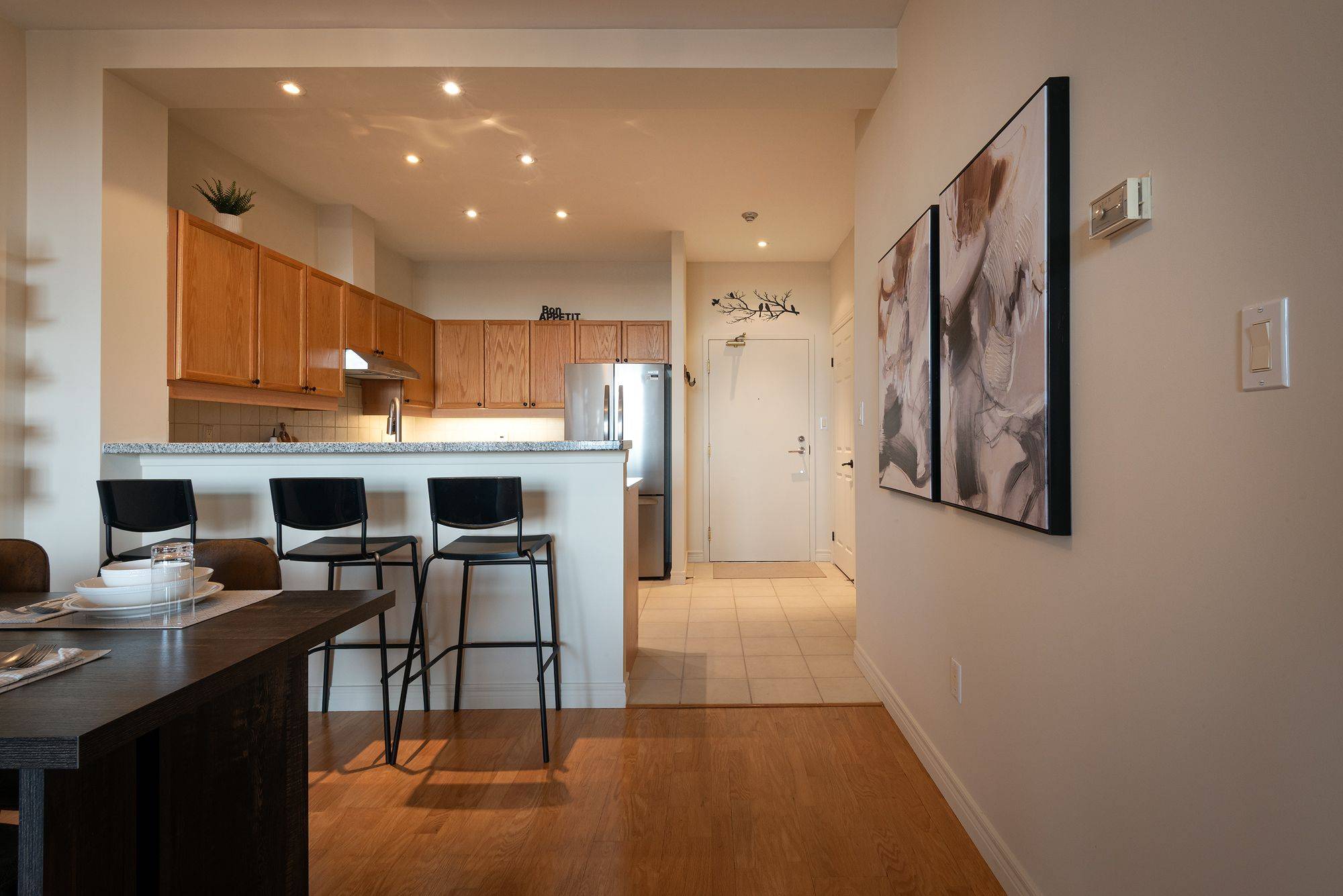 1 Leaside Park DR #404, Toronto C11, ON M4H 1R1