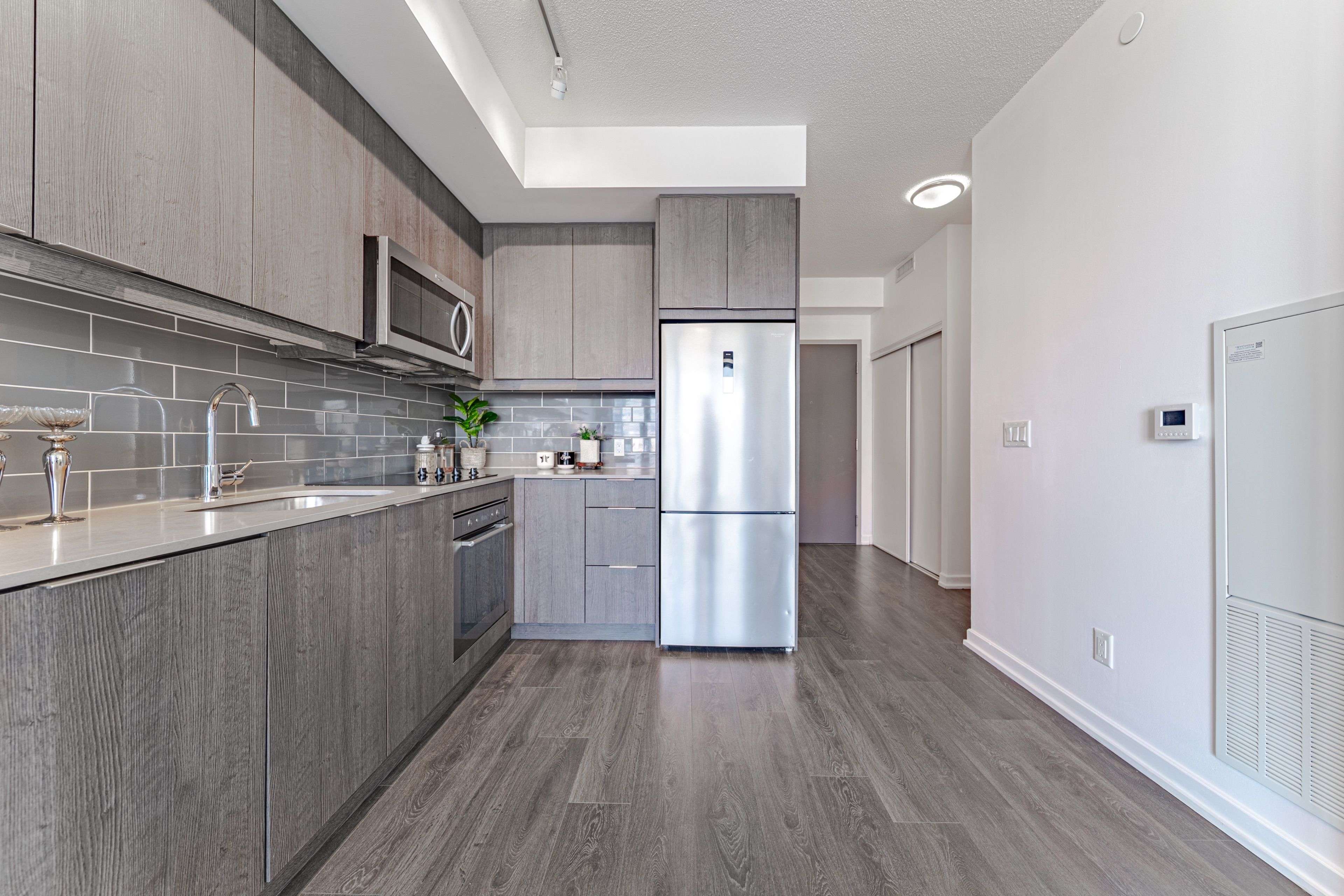Toronto C15, ON M2J 0H2,32 Forest Manor RD #2603
