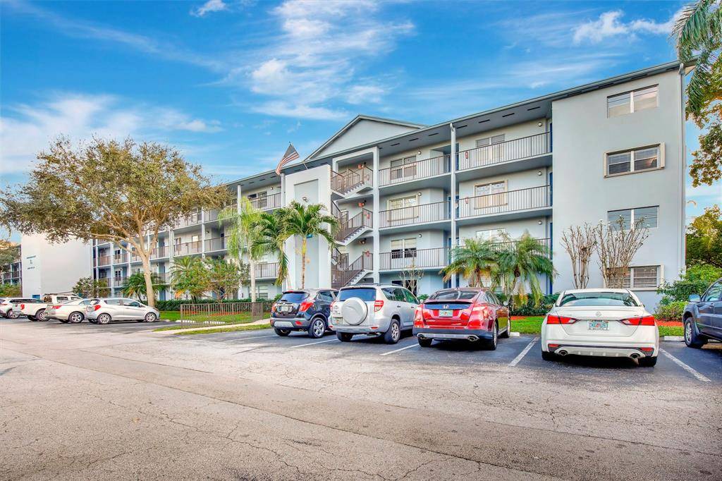 Pembroke Pines, FL 33027,12600 SW 5th Ct #410 L