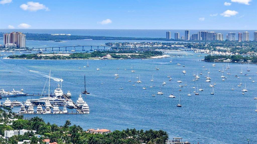 West Palm Beach, FL 33407,1803 N Flagler Dr #206