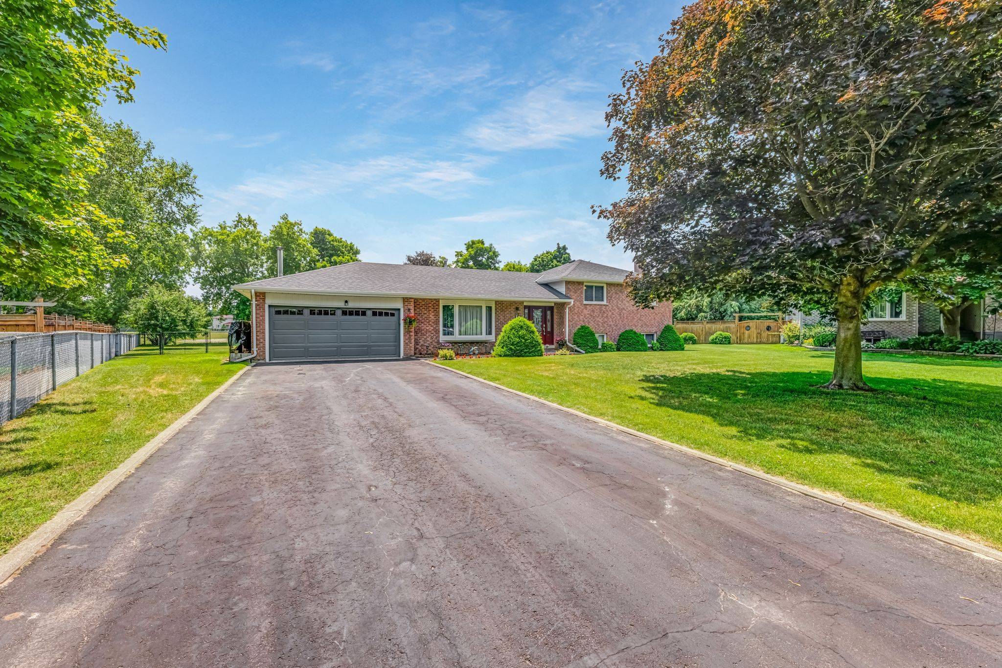 East Gwillimbury, ON L9N 1H6,23 Kilpatrick DR