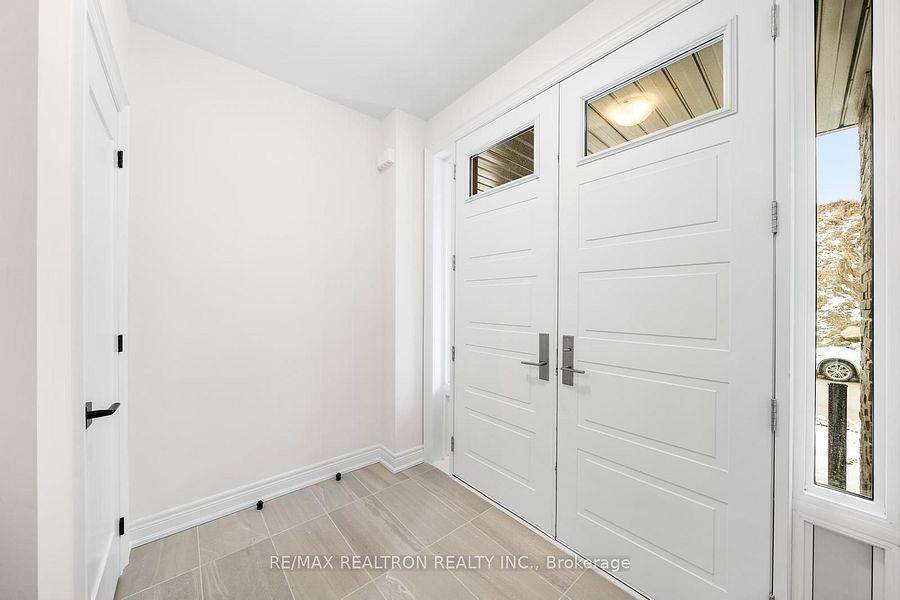 Richmond Hill, ON L4E 1K7,115 Tempel ST