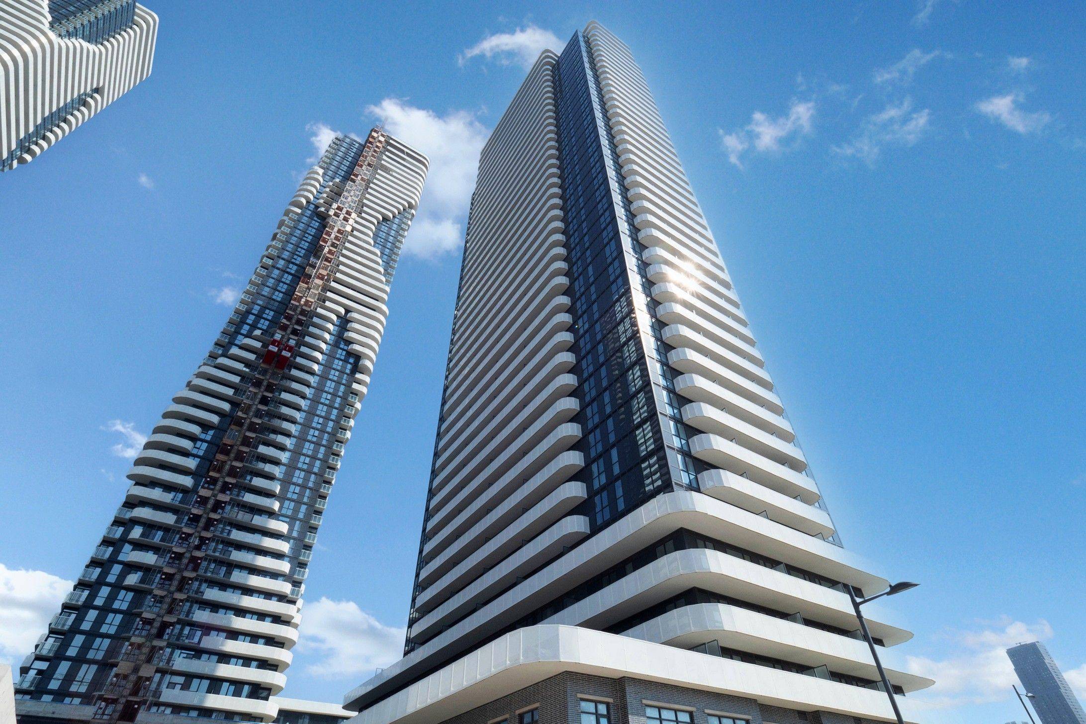Vaughan, ON L4K 0P8,28 Interchange WAY #1211