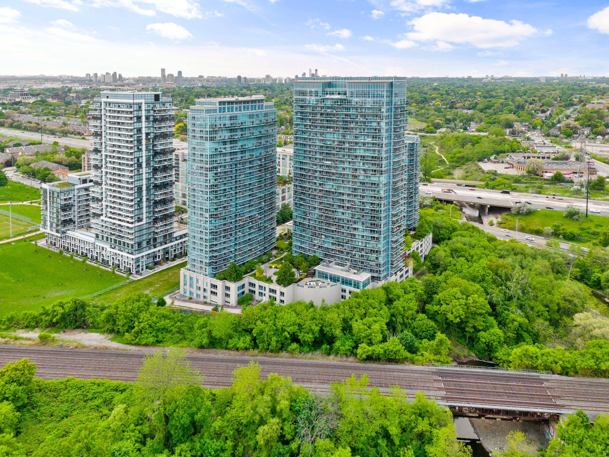 Toronto W06, ON M8Y 0B3,165 Legion RD N #1932