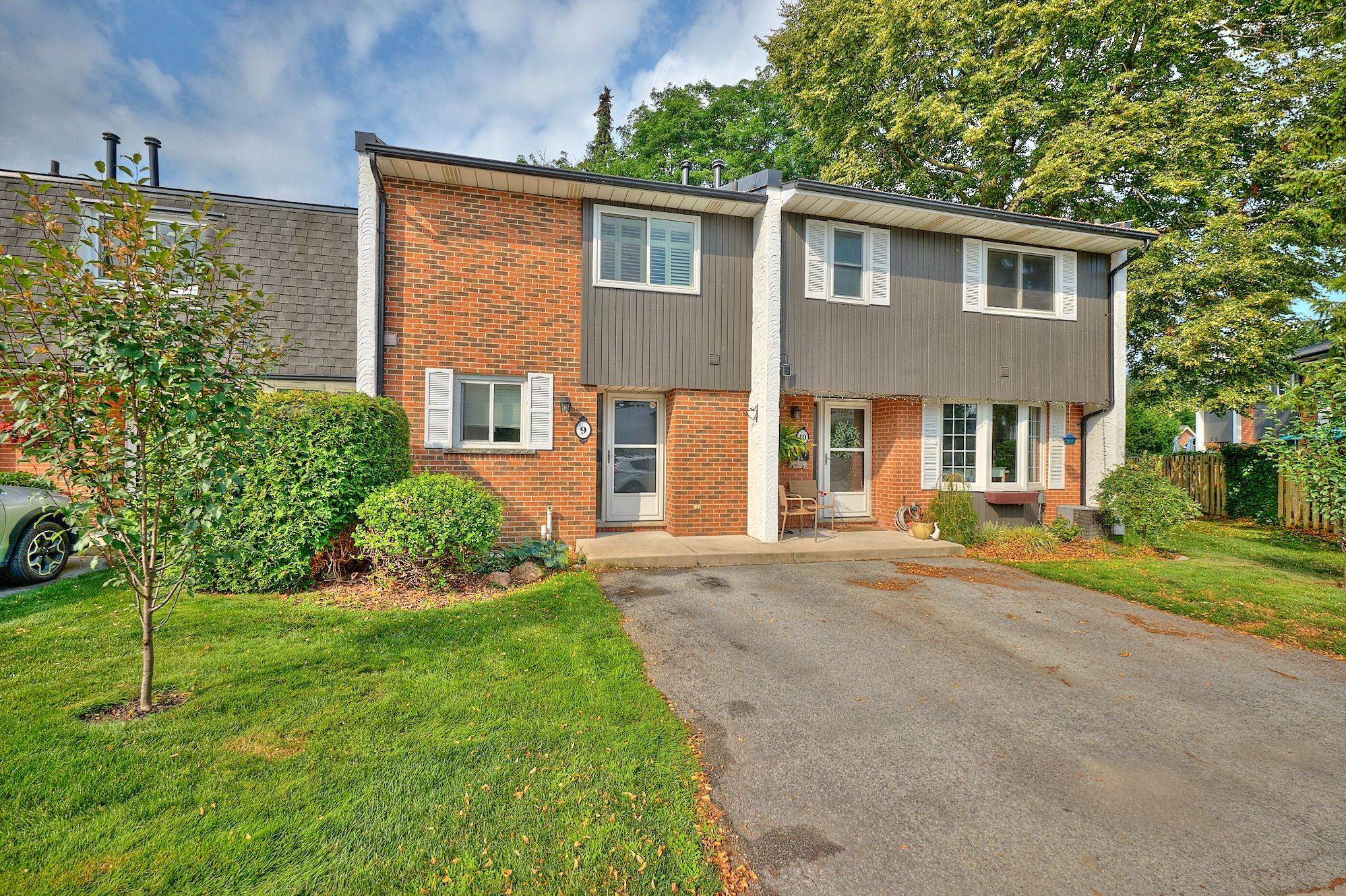 77 LINWELL RD #9, St. Catharines, ON L2N 6R1