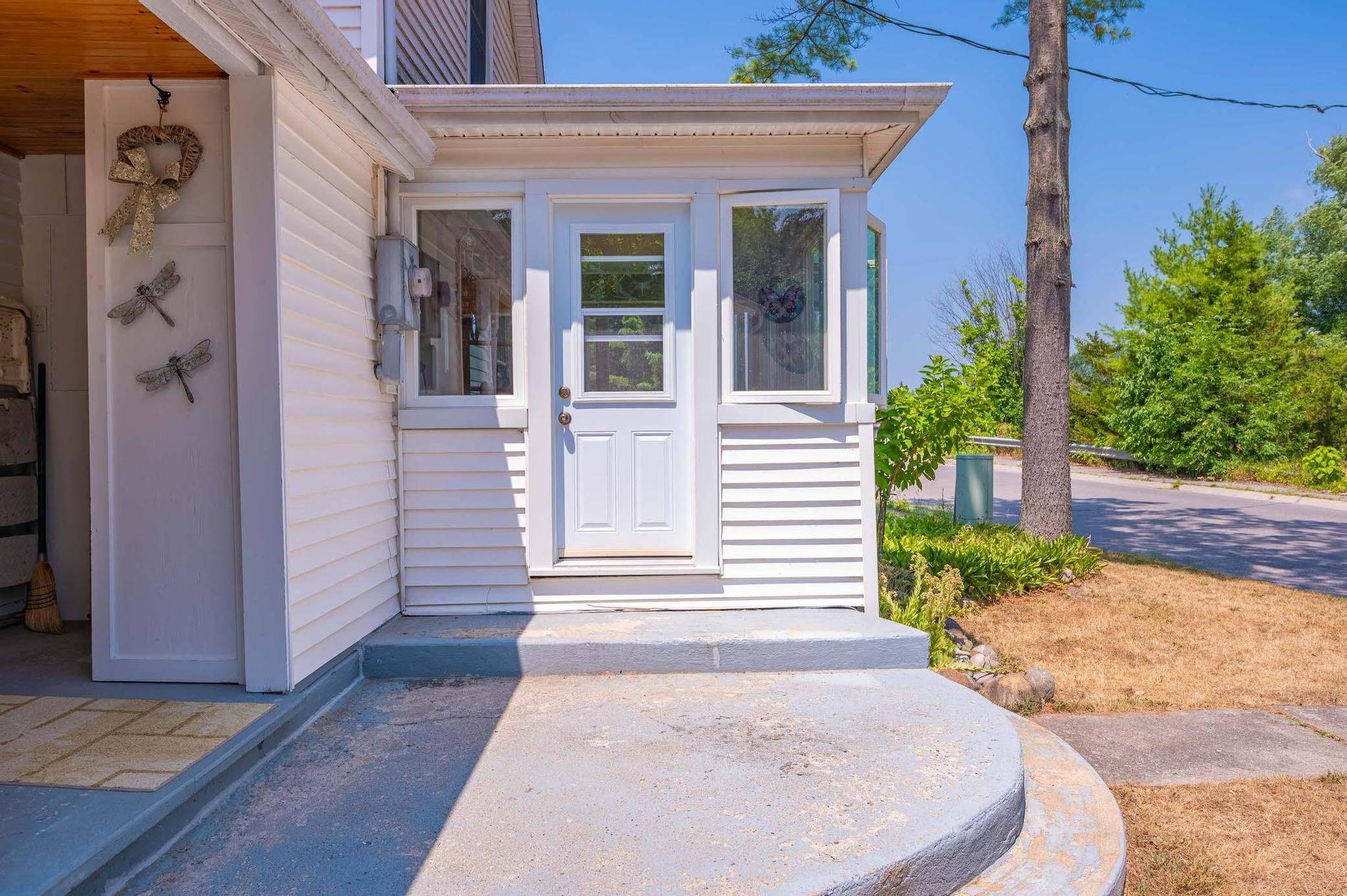 Quinte West, ON K0K 2C0,1245 Glen Ross RD