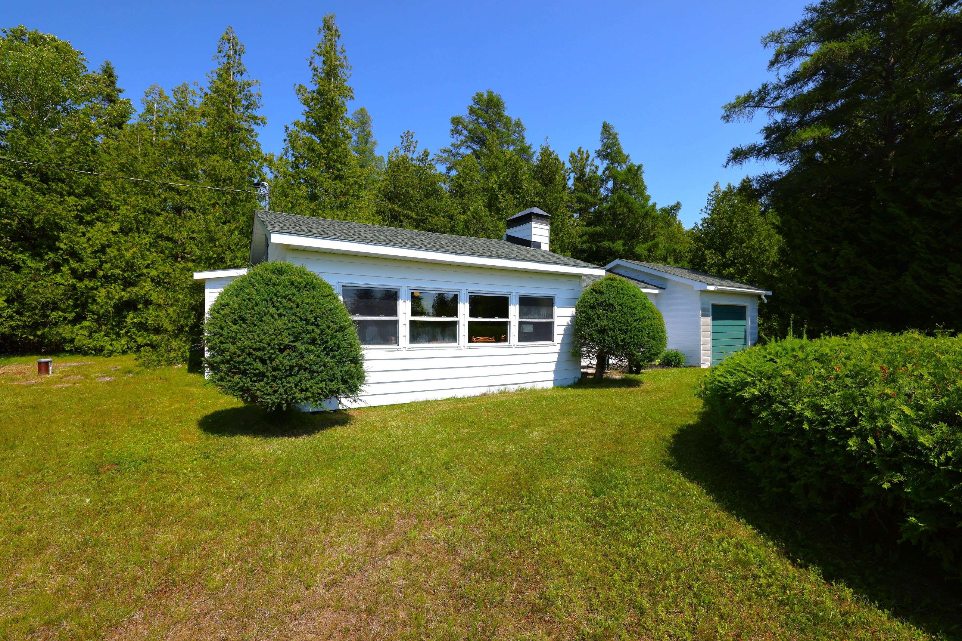 South Bruce Peninsula, ON N0H 2T0,503 Bay ST