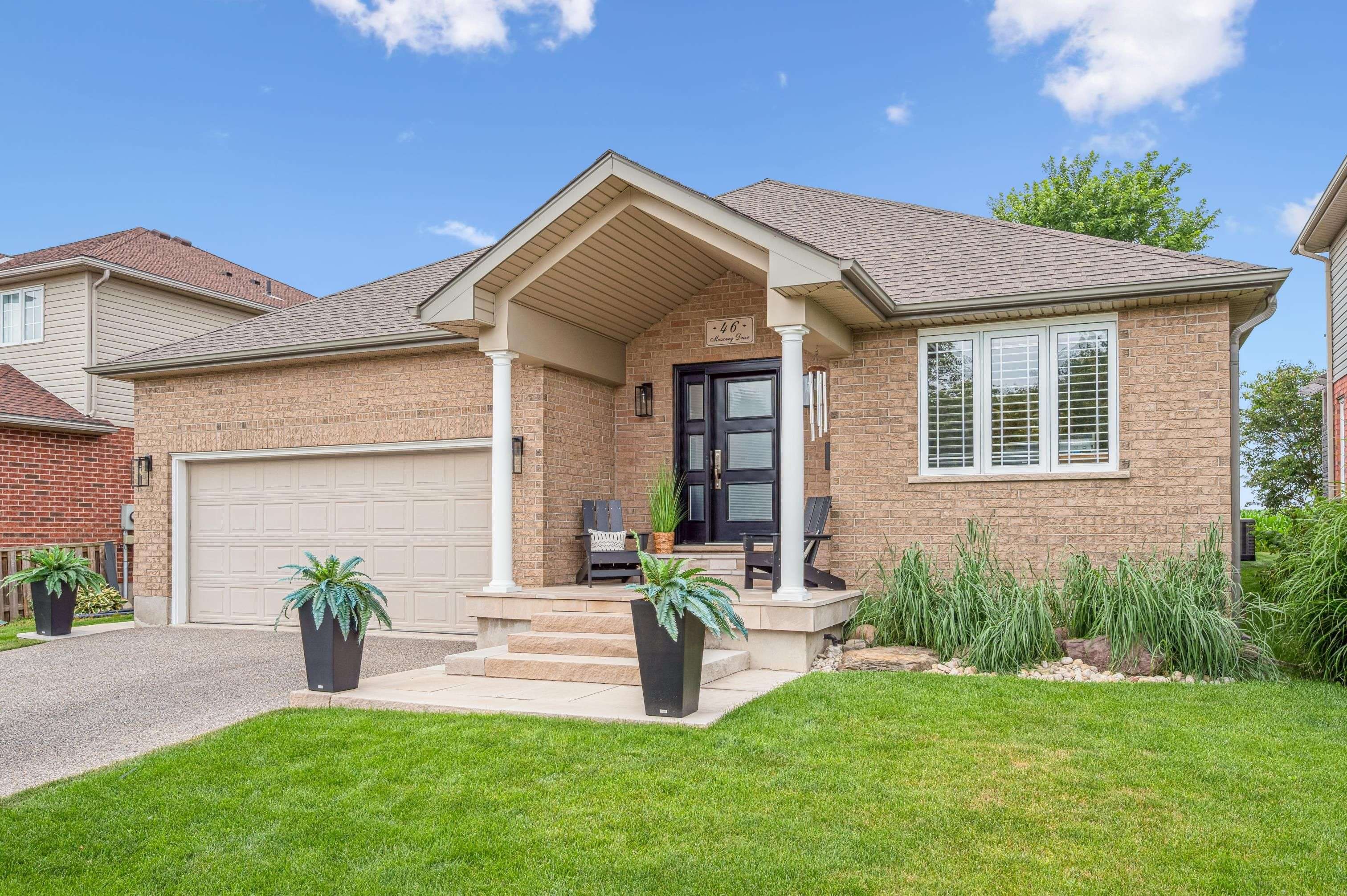 46 Muscovey DR, Woolwich, ON N3B 3M6