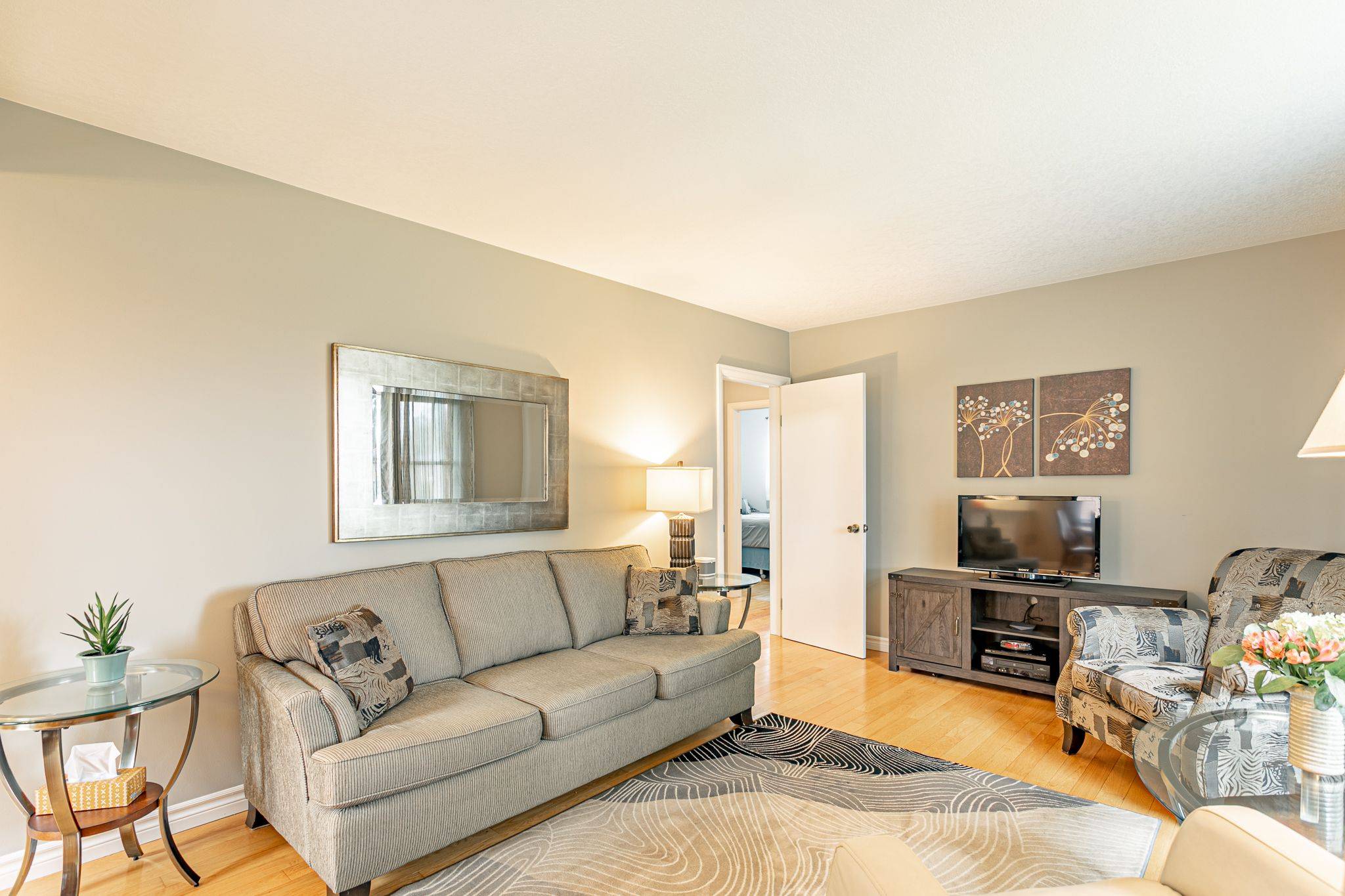 London East, ON N5W 2J5,1822 Park AVE