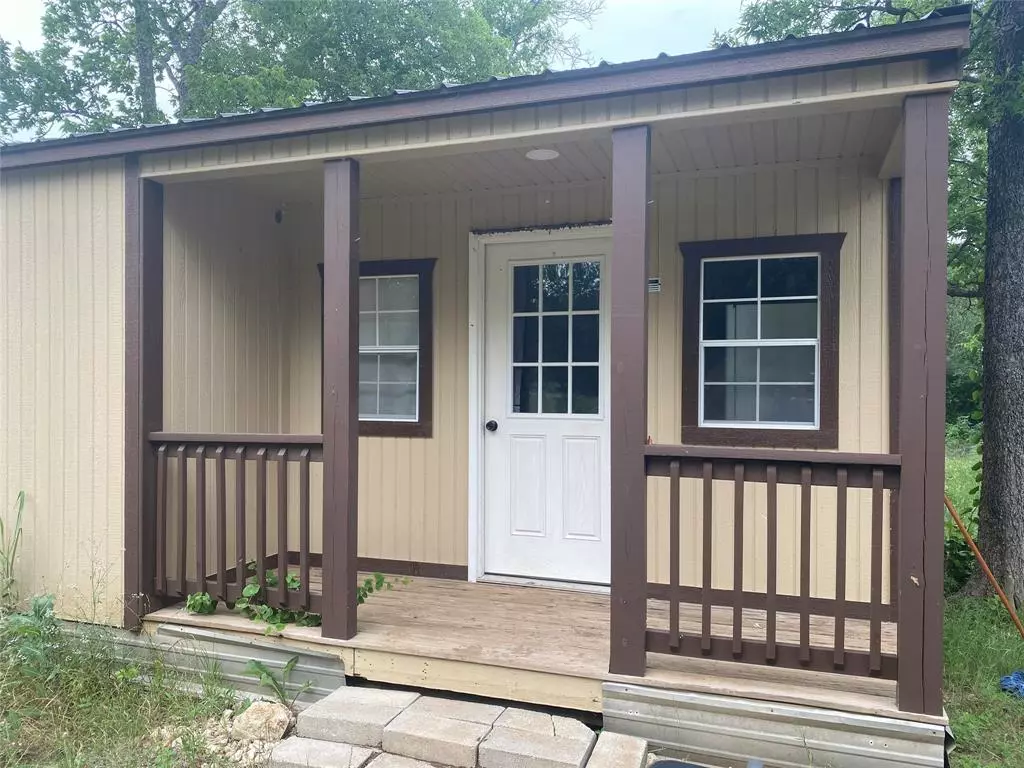 China Spring, TX 76633,1332 County Road 3660 Cabin C