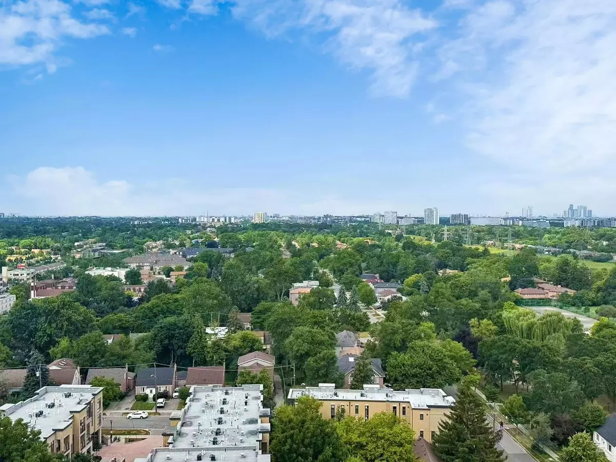 Toronto C07, ON M2M 1R2,25 Greenview AVE #1716