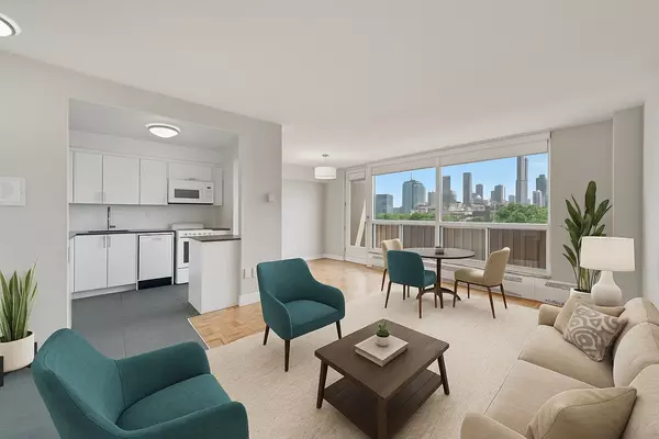666 Spadina AVE #2215, Toronto C01, ON M5S 2H8