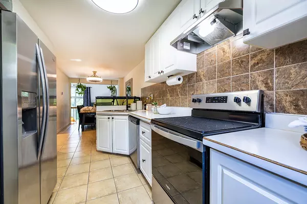 Pickering, ON L1V 2X8,1753 Foleyet CRES