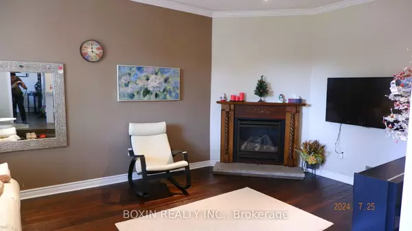 Whitby, ON L1P 1A6,111 Guthrie CRES E