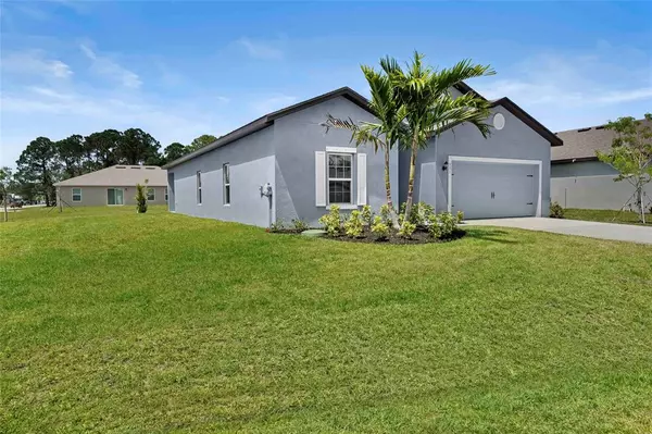 Port St Lucie, FL 34953,951 SW Castaneda Ln