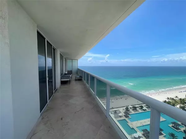 1830 S Ocean Dr #2406, Hallandale Beach, FL 33009