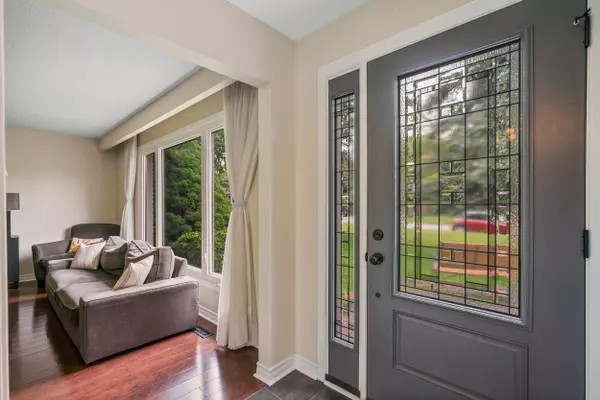 Whitchurch-stouffville, ON L4A 4Z8,319 North ST