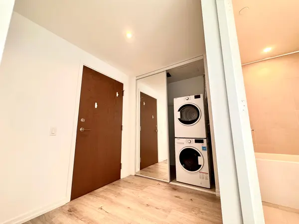 Vaughan, ON L4K 0L1,1000 Portage Pkwy #1610