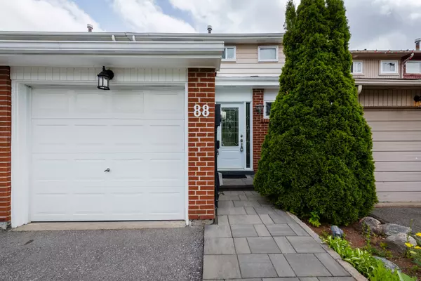 88 Chaucer CRES, Barrie, ON L4N 4T7