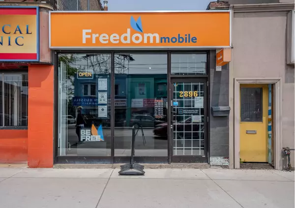 Toronto W06, ON M8V 1J2,2898 Lake Shore BLVD W