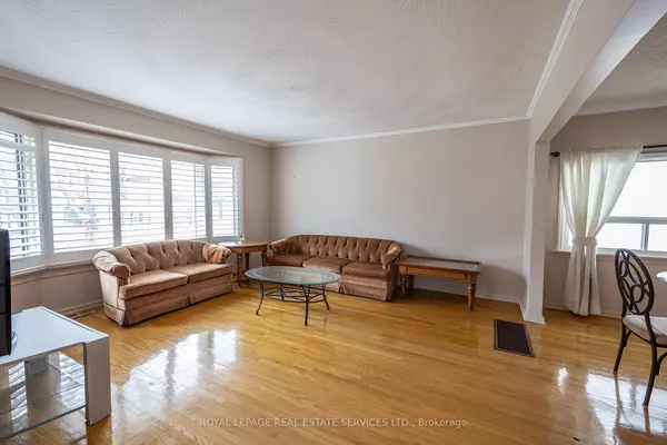 Mississauga, ON L5G 4B3,1361 Kenmuir AVE
