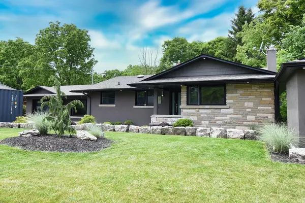 Lincoln, ON L0R 2C0,3836 Brookside DR