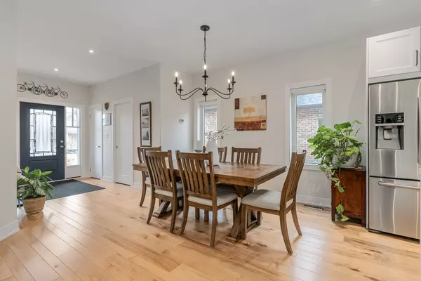 Huntsville, ON P1H 0C6,76 Selkirk DR
