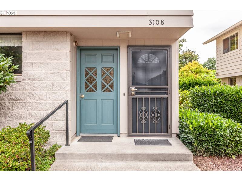 3108 SE CHESTNUT ST, Milwaukie, OR 97267