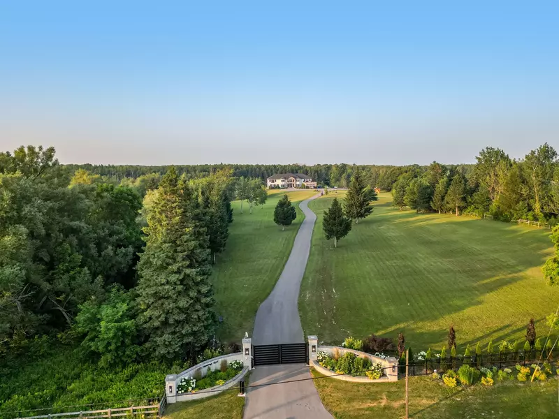16033 Mississauga RD, Caledon, ON L7C 1X8